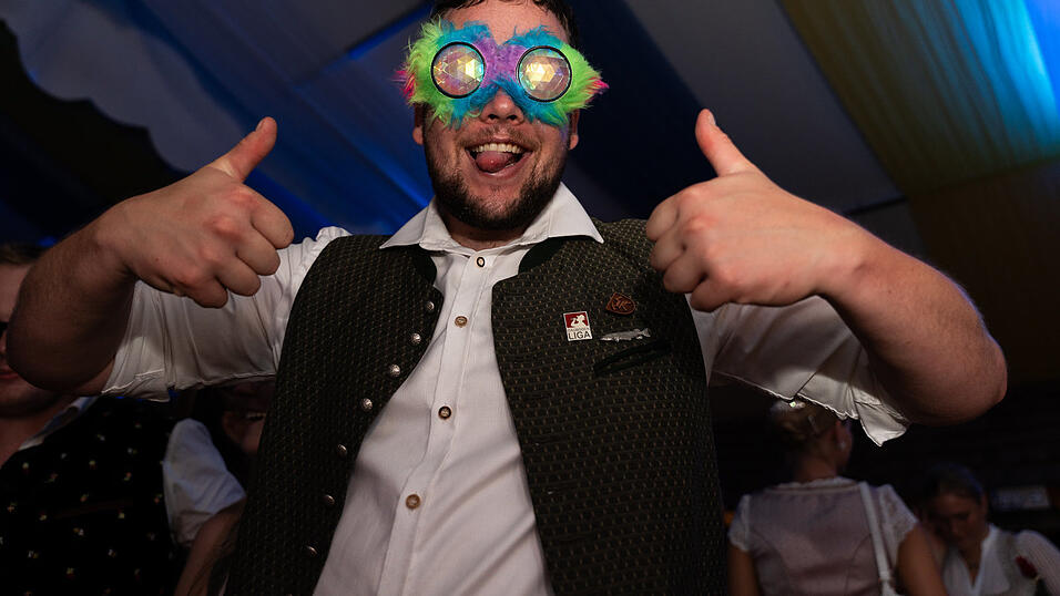 Die Partybilder vom Freitag, 11. August 2023, aus dem Festzelt Reisinger. Die Partybilder vom Freitag, 11. August 2023, aus dem Festzelt Reisinger.