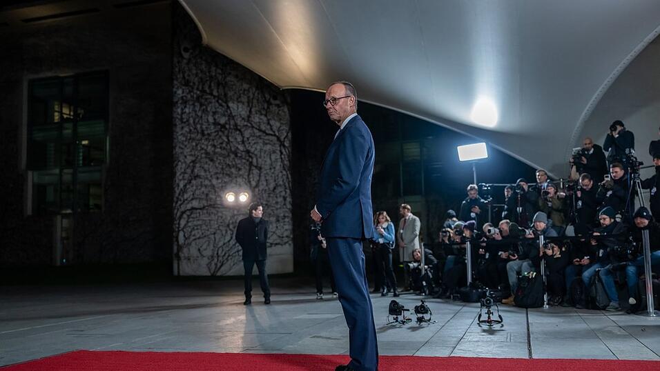Roter Teppich - dieses Mal für Investoren. (Archivbild) Roter Teppich - dieses Mal für Investoren. (Archivbild)