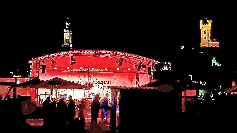 Die letzten Augenblicke der Landesgartenschau Sonntagnacht um 20.33 Uhr: Das Ende des Further Sommermärchens könnte zugleich der Start in eine prosperierende Zukunft sein.