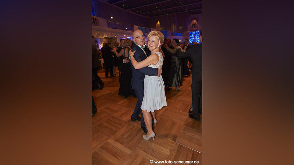 Feiern k&ouml;nnen sie, die Wirtschaftsjunioren - hier ist der Beweis!