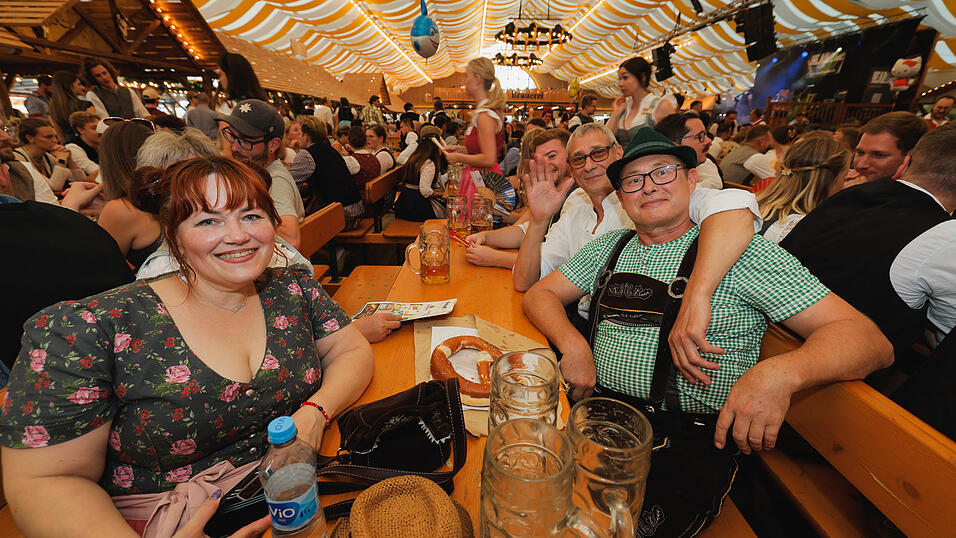 Die Partybilder vom Samstag, 10. August 2024, aus dem Festzelt Nothaft. Die Partybilder vom Samstag, 10. August 2024, aus dem Festzelt Nothaft.