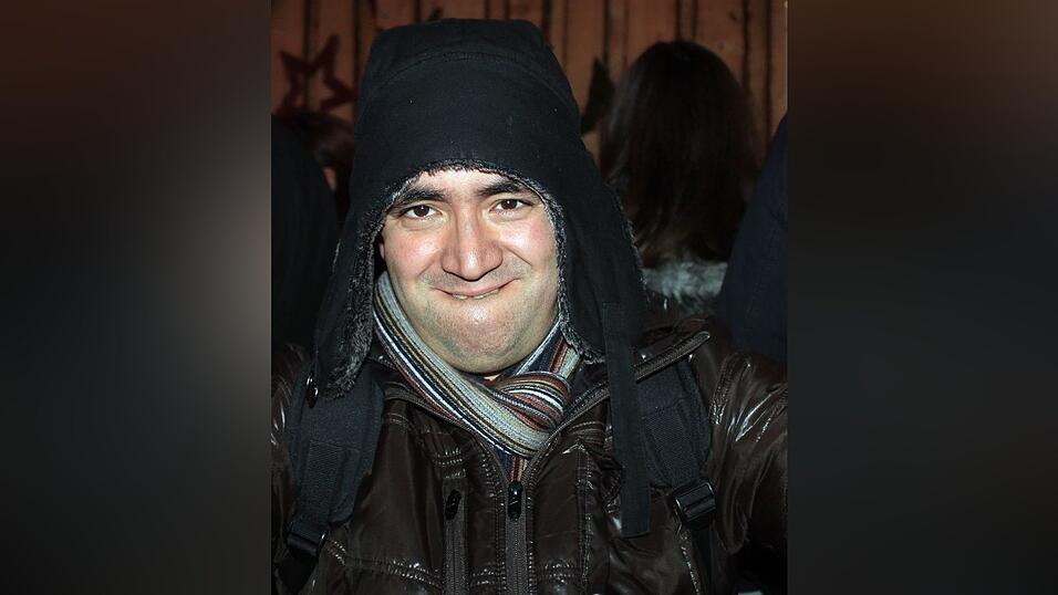 Bei einem schweren Unfall in der Gemeinde Frontenhausen sind zwei Menschen verletzt worden. Bei einem schweren Unfall in der Gemeinde Frontenhausen sind zwei Menschen verletzt worden.