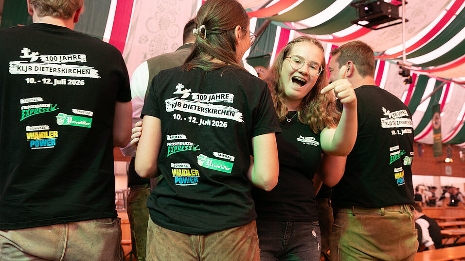 Die Partybilder vom Montag, 18. August, aus dem Festzelt Weckmann. Die Partybilder vom Montag, 18. August, aus dem Festzelt Weckmann.