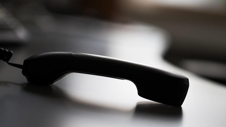 Telefonbetrüger erbeuteten in Bayern mit perfiden Lügengeschichten hunderttausende Euro. (Symbolbild) Telefonbetrüger erbeuteten in Bayern mit perfiden Lügengeschichten hunderttausende Euro. (Symbolbild)