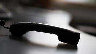 Telefonbetrüger erbeuteten in Bayern mit perfiden Lügengeschichten hunderttausende Euro. (Symbolbild) Telefonbetrüger erbeuteten in Bayern mit perfiden Lügengeschichten hunderttausende Euro. (Symbolbild)