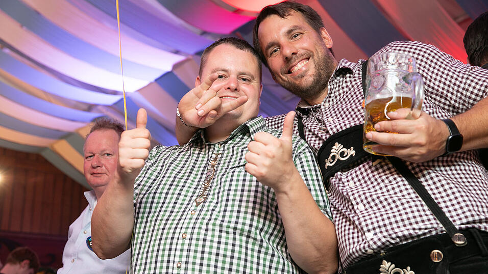 Die Partybilder vom Freitag, 8. August, aus dem Festzelt Wenisch. Die Partybilder vom Freitag, 8. August, aus dem Festzelt Wenisch.