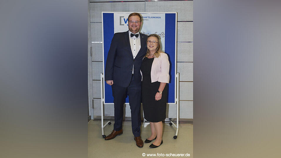 Feiern k&ouml;nnen sie, die Wirtschaftsjunioren - hier ist der Beweis!