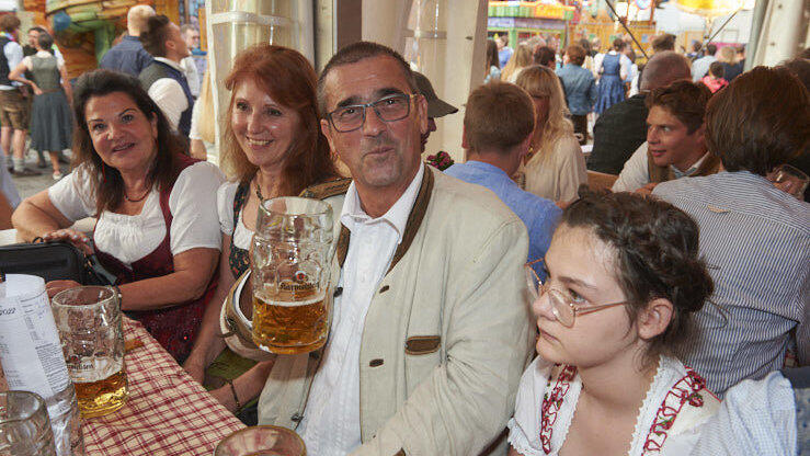 Die Partybilder vom Freitag, 12. August 2022, aus dem Festzelt Lechner.