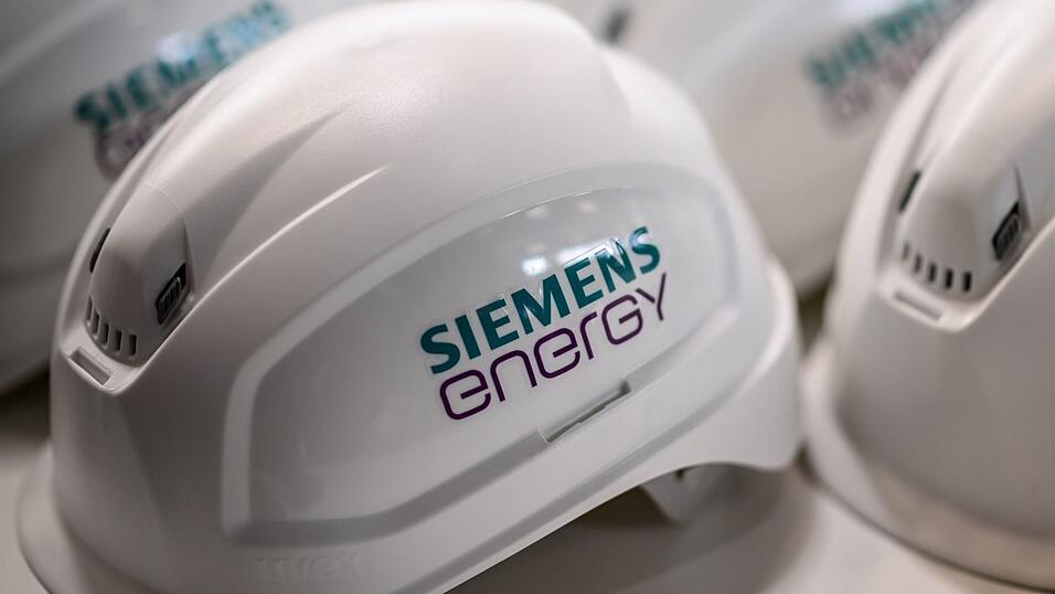 Der Münchner Energietechnikkonzern Siemens Energy schafft in seinem Transformatorenwerk in Nürnberg 350 neue Arbeitsplätze. (Archivbild) Der Münchner Energietechnikkonzern Siemens Energy schafft in seinem Transformatorenwerk in Nürnberg 350 neue Arbeitsplätze. (Archivbild)