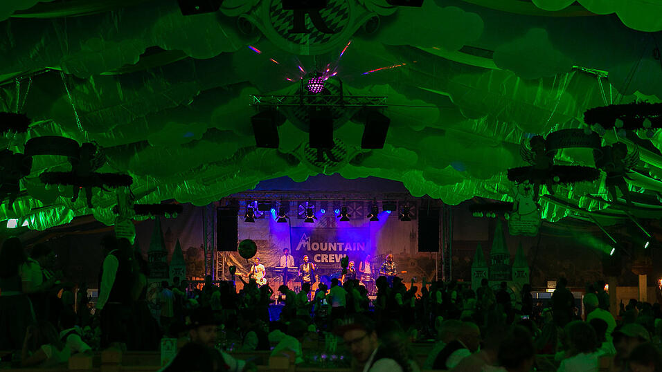 Die Partybilder von Sonntag, 21. August 2022, aus dem Festzelt Reisinger.
