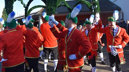 Der Schäfflertanz am Sonntag war von besten äußeren Bedingungen begleitet. Der Schäfflertanz am Sonntag war von besten äußeren Bedingungen begleitet.