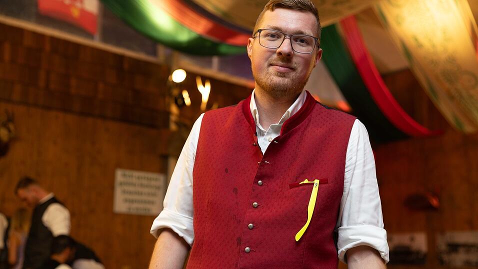 Die Partybilder vom Samstag, 8. August, aus dem Festzelt Weckmann. Die Partybilder vom Samstag, 8. August, aus dem Festzelt Weckmann.