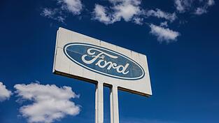 Blauer Himmel bei Sonnenschein - hat Ford nun eine bessere Zukunft?