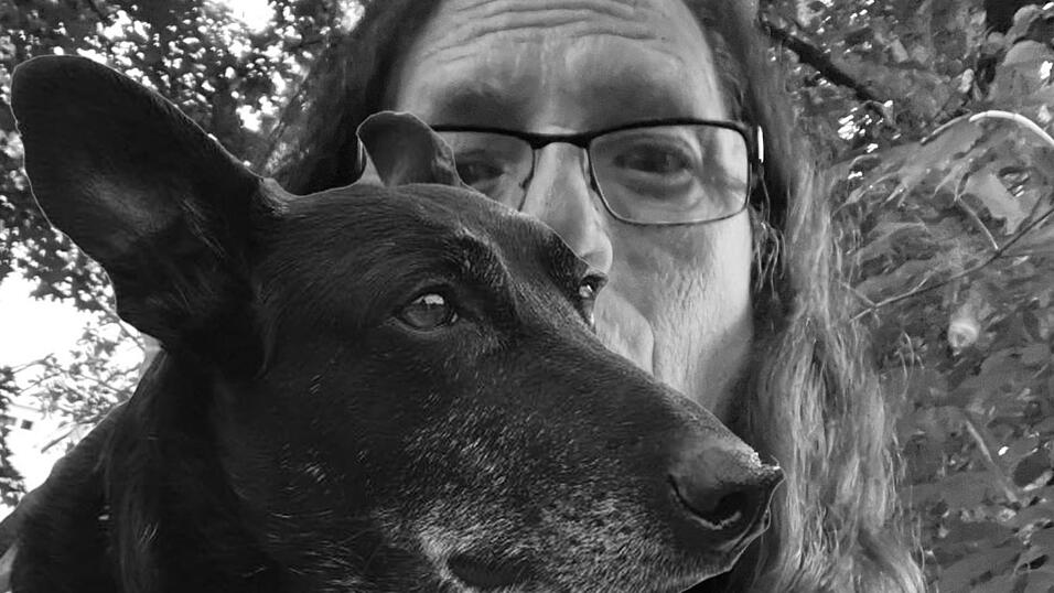 Kon Hausmann mit seinem innigst geliebten Findus.