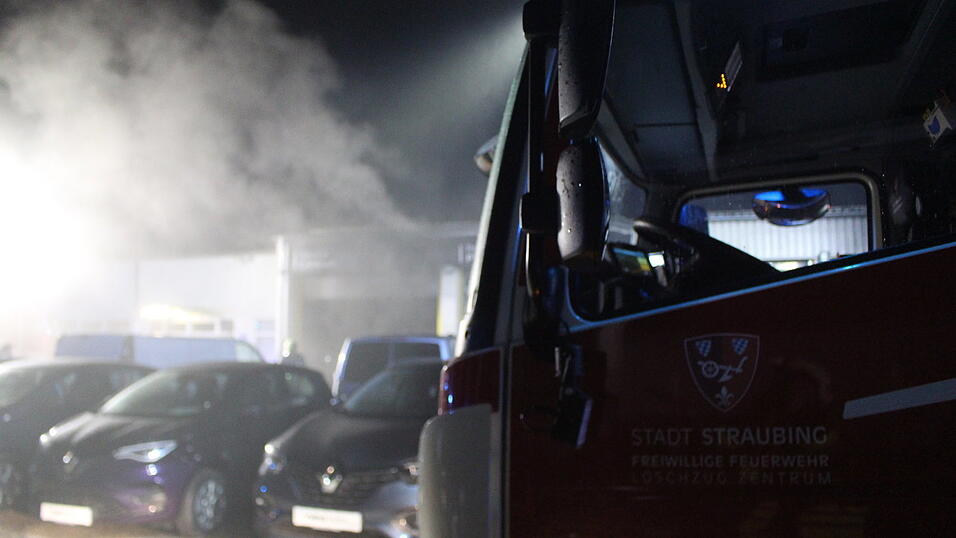 Bilder vom Einsatz in der Chamer Stra&szlig;e