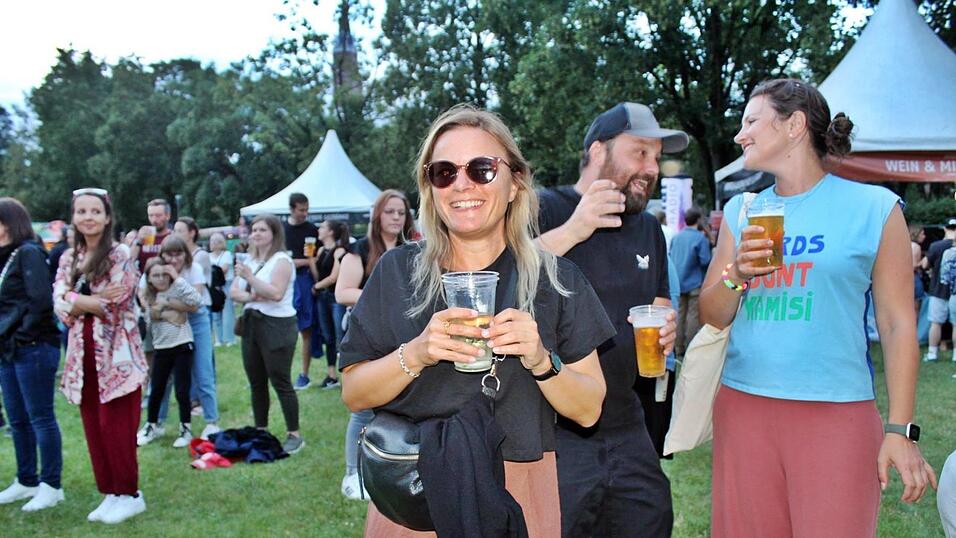 Fotos des&nbsp;ersten Open-Air-Abends auf der Ringelstecherwiese.&nbsp;
