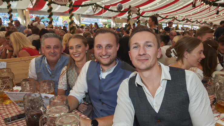 Die Partybilder vom Sonntag, 14. August 2022, aus dem Festzelt Lechner.