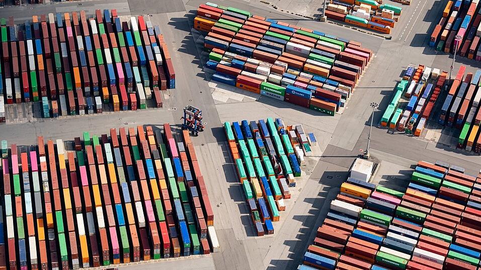 Für 2026 erwartet das IfW Kiel ein stärkeres Wirtschaftswachstum als zunächst angenommen. (Archivbild) Für 2026 erwartet das IfW Kiel ein stärkeres Wirtschaftswachstum als zunächst angenommen. (Archivbild)