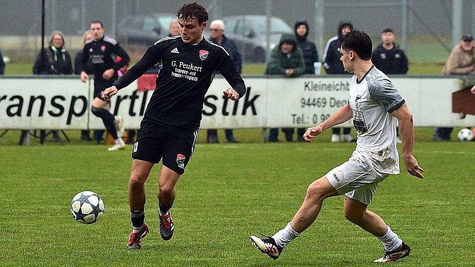 Luca Kapfenberger (in schwarz) erzielte den Treffer des Tages beim 1:0-Erfolg des TSV Seebach.