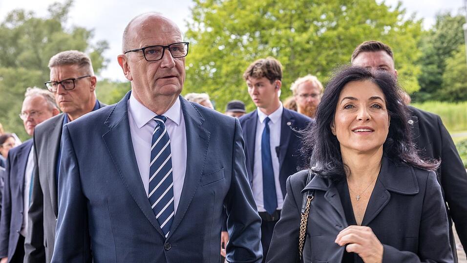 Brandenburgs Ministerpr&auml;sident Dietmar Woidke (SPD) erhofft sich von der Bundesregierung mehr Anstrengungen zur Senkung der Stromkosten (Archivbild).