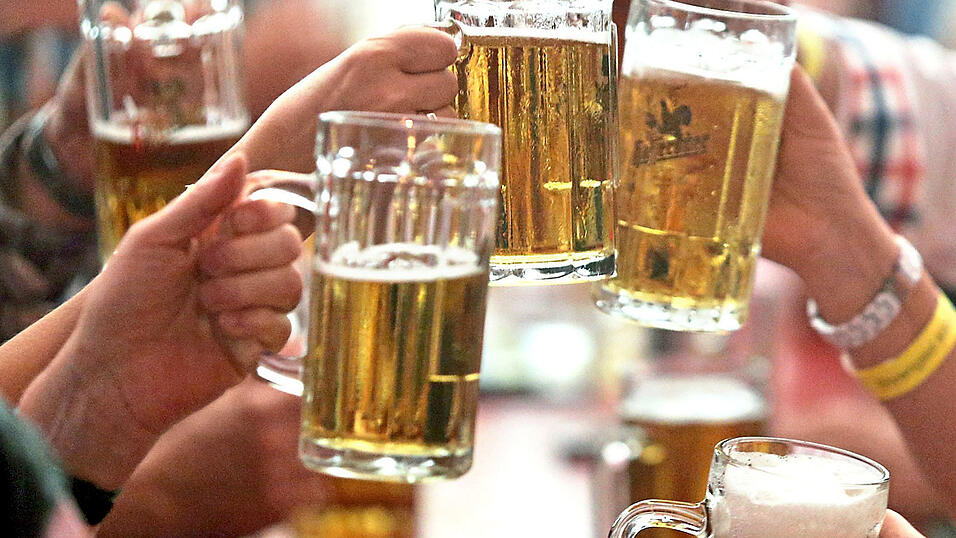 Gemeinsam im Stammwirtshaus anstoßen? Damit schaut´s momentan schlecht aus.