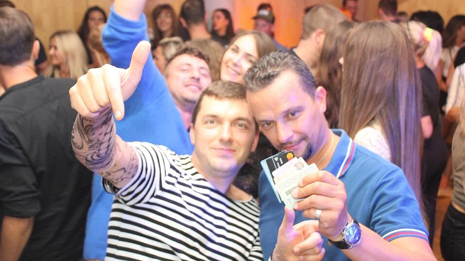 Auf der Eskara &Uuml;30-Party in Essenbach war wieder viel los.