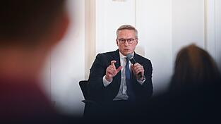 «Wenn ein Anbieter eine solche Technologie bereitstellt, sollten wir in sie investieren», sagt Karsten Wildberger. (Archivbild)