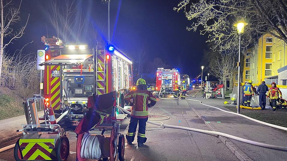 Die L&ouml;scharbeiten in der Nacht.