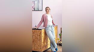 Julia Müller hat sich mit ihrem Trachtenlabel „Fuchsdeifeswuid“ einen Traum erfüllt. Das Bild zeigt sie in ihrem Münchner Laden. In Landshut betreibt sie ein weiteres Geschäft.