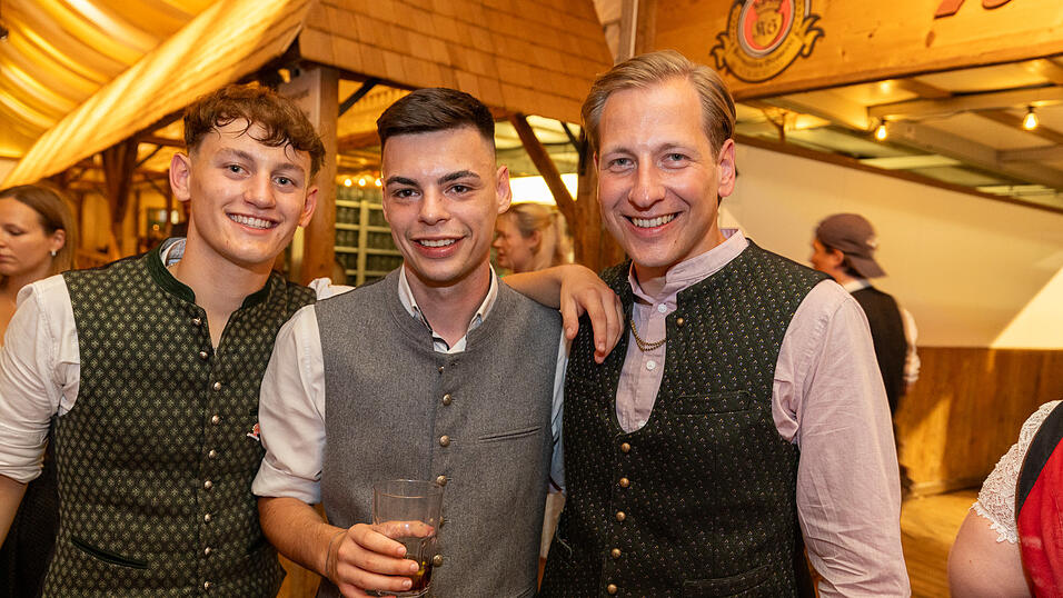 Die Partybilder vom Freitag, 9. August 2024, aus dem Festzelt Nothaft. Die Partybilder vom Freitag, 9. August 2024, aus dem Festzelt Nothaft.