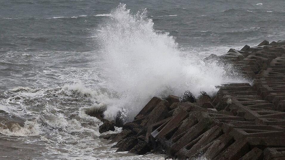 Japan warnt nach Erdbeben vor Tsunamis. (Archivbild) Japan warnt nach Erdbeben vor Tsunamis. (Archivbild)