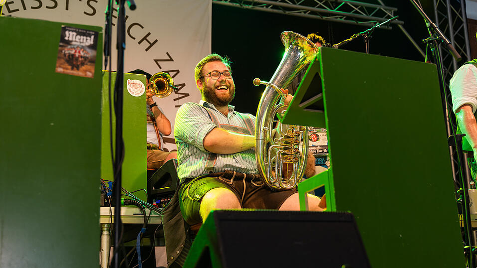 Die Partybilder vom Sonntag, 20. August 2023, aus dem Festzelt Weckmann.