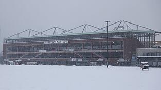 Ob hier am Samstag gespielt werden kann? Das Millerntorstadion des FC St. Pauli