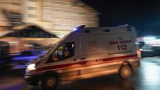Eine deutsche Urlauberin ist in der Türkei nach tagelangem Erbrechen im Krankenhaus gestorben. (Archivbild) Eine deutsche Urlauberin ist in der Türkei nach tagelangem Erbrechen im Krankenhaus gestorben. (Archivbild)