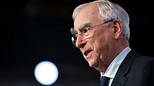 Theo Waigel, CSU-Ehrenvorsitzender und Ex-Bundesfinanzminister, will eine Debatte über Kurs und Stil der Partei. (Archivbild) Theo Waigel, CSU-Ehrenvorsitzender und Ex-Bundesfinanzminister, will eine Debatte über Kurs und Stil der Partei. (Archivbild)