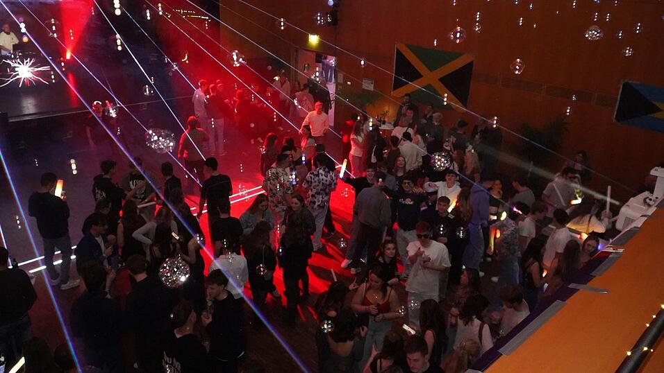 Coco-Jambo-Party in Landau