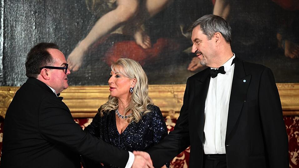 Clemens Baumg&auml;rtner (l) war auch beim diesj&auml;hrigen Neujahrsempfang von Ministerpr&auml;sident Markus S&ouml;der (CSU) zu Gast. (Archivbild)