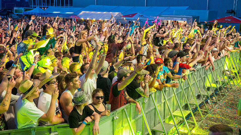 Bilder vom Freitagabend vom POA. Foto: Ulli Scharrer Bilder vom Freitagabend vom POA. Foto: Ulli Scharrer