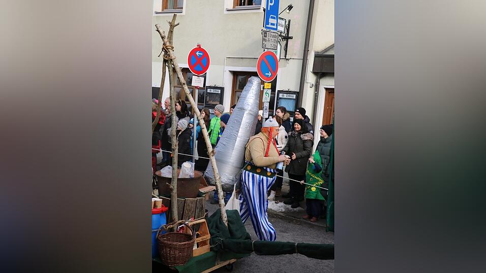 Beim Bogener Faschingsumzug war einiges geboten.