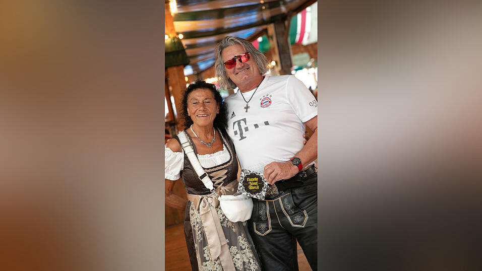 Die Partybilder vom Montag, 18. August, aus dem Festzelt Weckmann. Die Partybilder vom Montag, 18. August, aus dem Festzelt Weckmann.