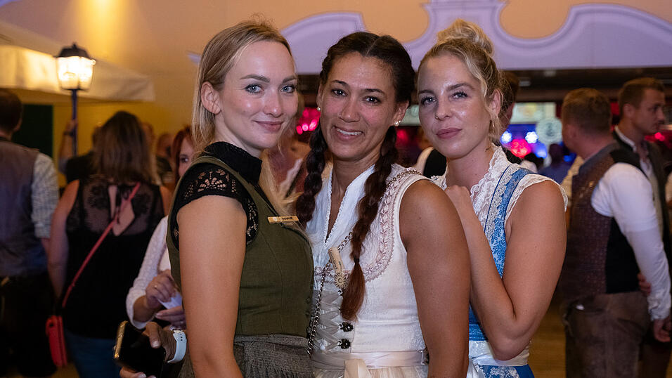 Die Partybilder vom Montag, 14. August 2023, aus dem Festzelt Reisinger. Die Partybilder vom Montag, 14. August 2023, aus dem Festzelt Reisinger.