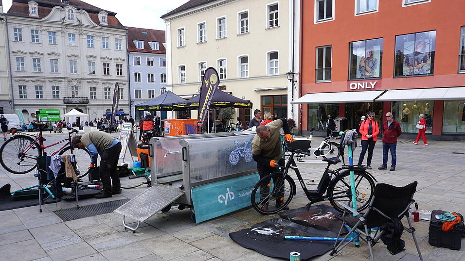 Die Fahrrad-Waschstation war begehrt.