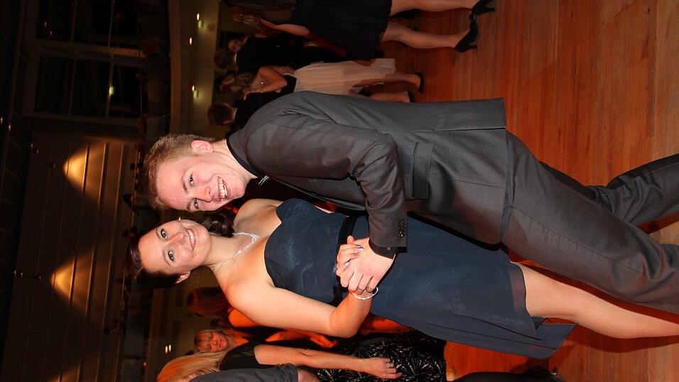 Die Bilder vom Abschlussball der Tanzschule Seidel in der Fraunhofer-Halle am 28. November. Die Bilder vom Abschlussball der Tanzschule Seidel in der Fraunhofer-Halle am 28. November.