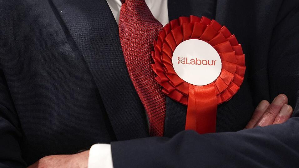 Nicht nur der Premier, sondern auch die Labour-Partei steckt in einer historischen Krise. (Archivbild) Nicht nur der Premier, sondern auch die Labour-Partei steckt in einer historischen Krise. (Archivbild)
