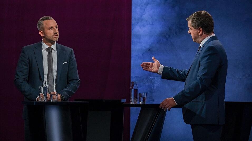 CDU-Spitzenkandidat Sven Schulze und AfD-Spitzenkandidat Ulrich Siegmund lieferten sich ein Duell, bevor die Runde bei der MDR-Wahlarena erweitert wurde.