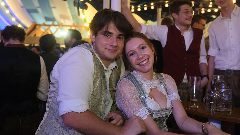 Die Partybilder vom Dienstag, 15. August 2023, aus dem Festzelt Wenisch. Die Partybilder vom Dienstag, 15. August 2023, aus dem Festzelt Wenisch.