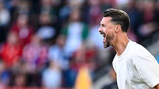 Sandro Wagner bestreitet seine erste Trainerstation in der Bundesliga. (Archivfoto)