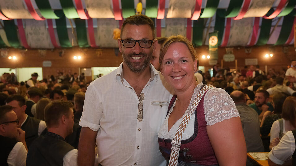 Die Partybilder vom Dienstag, 15. August 2023, aus dem Festzelt Weckmann.