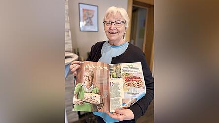 Der Elan des Rentnerpaares Korherr hat es nun auch in die neueste Ausgabe der &bdquo;tina&ldquo; geschafft. F&uuml;nf Seiten werden ihnen darin gewidmet. Petra Korherr (71) freut sich &uuml;ber das Medieninteresse.