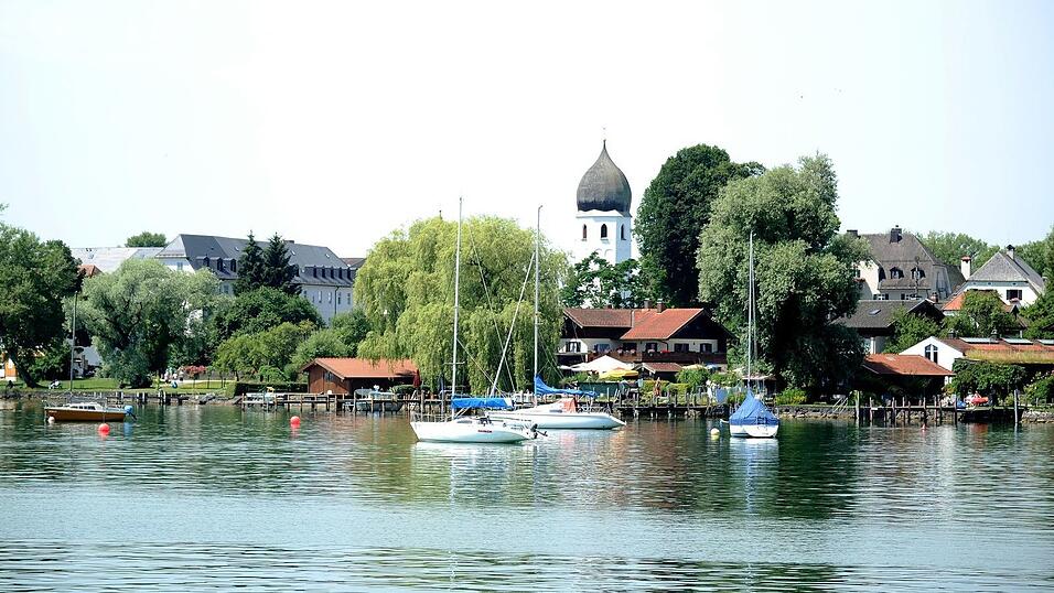 In Bayerns kleinster Gemeinde Chiemsee war der Amtsinhaber der einzige Kandidat. (Archivbild)